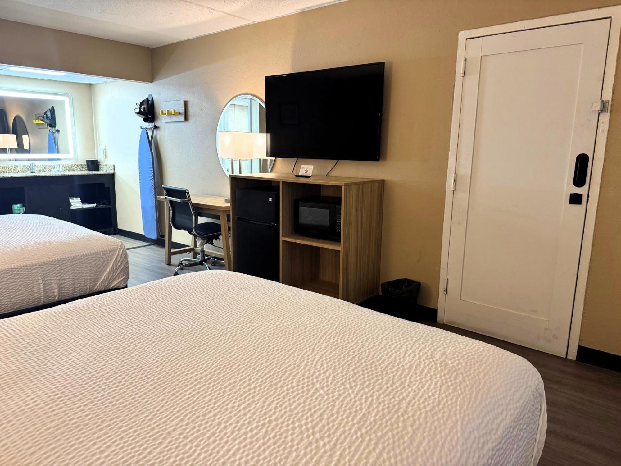 Super 8 By Wyndham Corpus Christi Airport Hotel Екстериор снимка