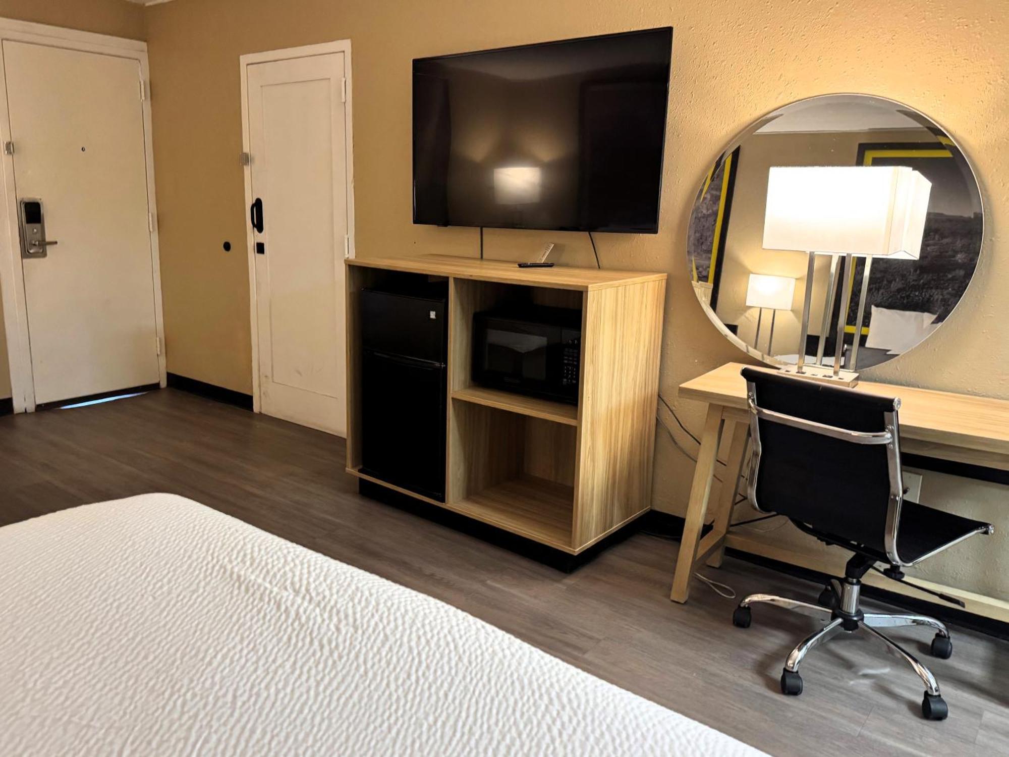 Super 8 By Wyndham Corpus Christi Airport Hotel Екстериор снимка